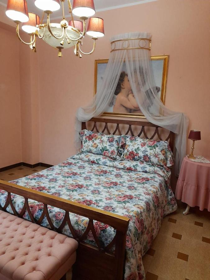 דירות Solarino La Casa Delle Stelle מראה חיצוני תמונה